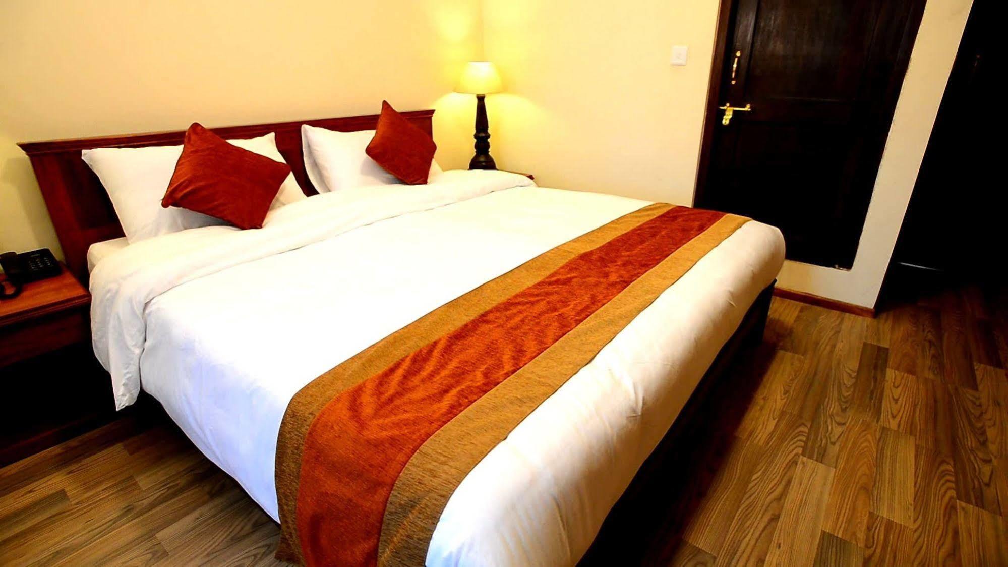 Golden Temple Inn Κατμαντού Εξωτερικό φωτογραφία
